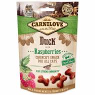 CARNILOVE Cat Crunchy Snack kachna a maliny 50 g